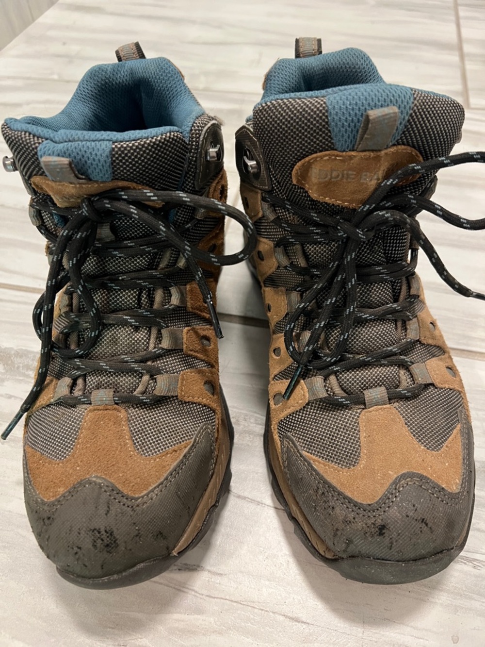Eddie Bauer Red Lodge Men’s 9 Hiking Shoes Waterproof